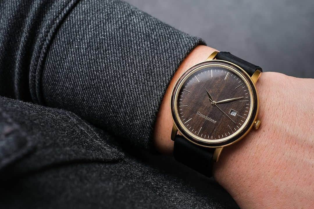Pit Bull - Fansさんのインスタグラム写真 - (Pit Bull - FansInstagram)「Woodstone watches merge nature and style into a beautiful wooden timepiece @woodstone_wooden_watches Use ''pitbullsfans'' discount code to save %10 this holiday season.🎄」11月26日 7時11分 - pitbullsfans__