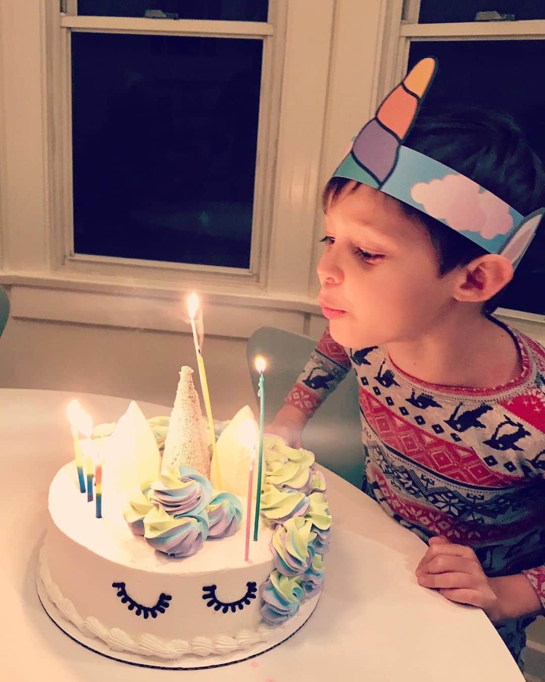 オータム・リーザーのインスタグラム：「Happy 7th birthday to my baby boy!! Dash, I am so grateful that you stormed into this world with your own ideas, your overflowing creative spirit and your strong heart. You were made for this life and you were made for me. 🦄」