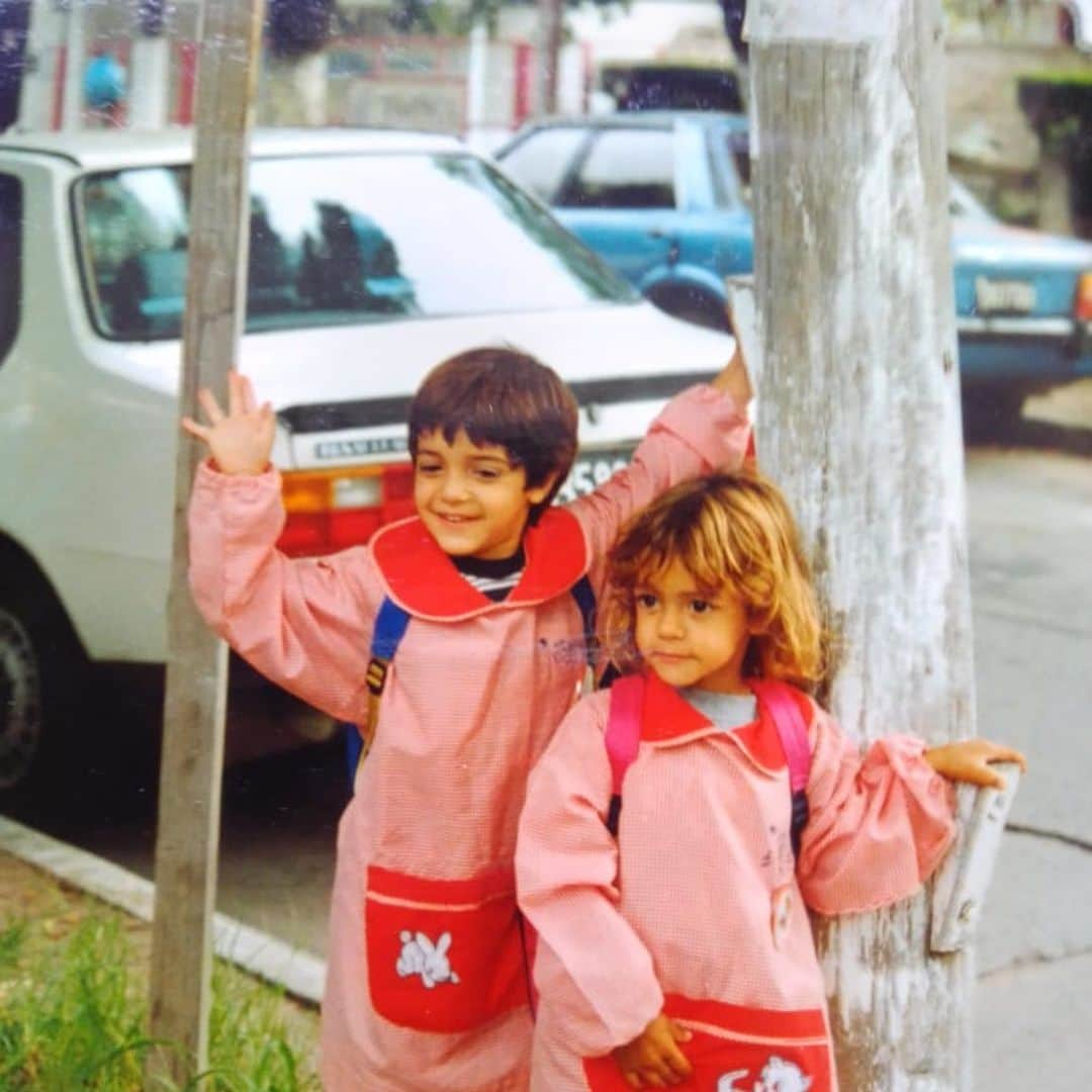 マヌエル・ランシニさんのインスタグラム写真 - (マヌエル・ランシニInstagram)「Feliz cumple años para vos hermano sabes todo lo que te amo y la admiración que te tengo. Que tengas un día hermoso y que la pases mejor todavía, acá a distancia estaremos festejando con vos 😍👏🏼🥂 #happybirthday #hermano #amigo #compañero」11月25日 22時39分 - manulanzini