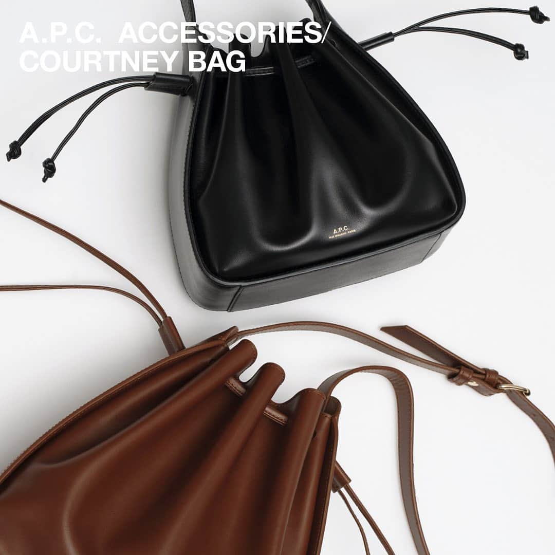 アーペーセーのインスタグラム：「A.P.C. ACCESSORIES FW20 ⠀ ⠀ Bucket shaped Courtney bag available in 2 sizes, black and nut brown. ⠀  ⠀ Available in stores and at apc.fr ⠀ ⠀ #APC #APCaccessories #APCbag #Courtneybag #APCFW20」