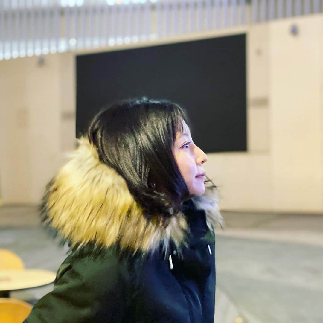 入来茉里さんのインスタグラム写真 - (入来茉里Instagram)「ホリプロタレントスカウトキャラバンから、今日で13年。 17歳から 芸能界に飛び込んで、あっという間です。 今 思うことは あの時 挑戦して良かったな。ということ。 そして、これからもずっと新しい事に挑戦していこう。と、思っています。 最近ありがたいことにバラエティのお仕事もさせて頂いていますが、これからも皆さんに楽しんで貰えるよう 頑張りますので、応援よろしくお願いします。 ・ 自分の人生で1番長く続いた事は 今まで新体操の12年間だったけど、芸能界が13年間になりました。 祝 1位♡！ ・ 写真は、スカウトキャラバンの発表があった思い出の場所にて。六本木。」11月25日 23時09分 - iriki.mari_official