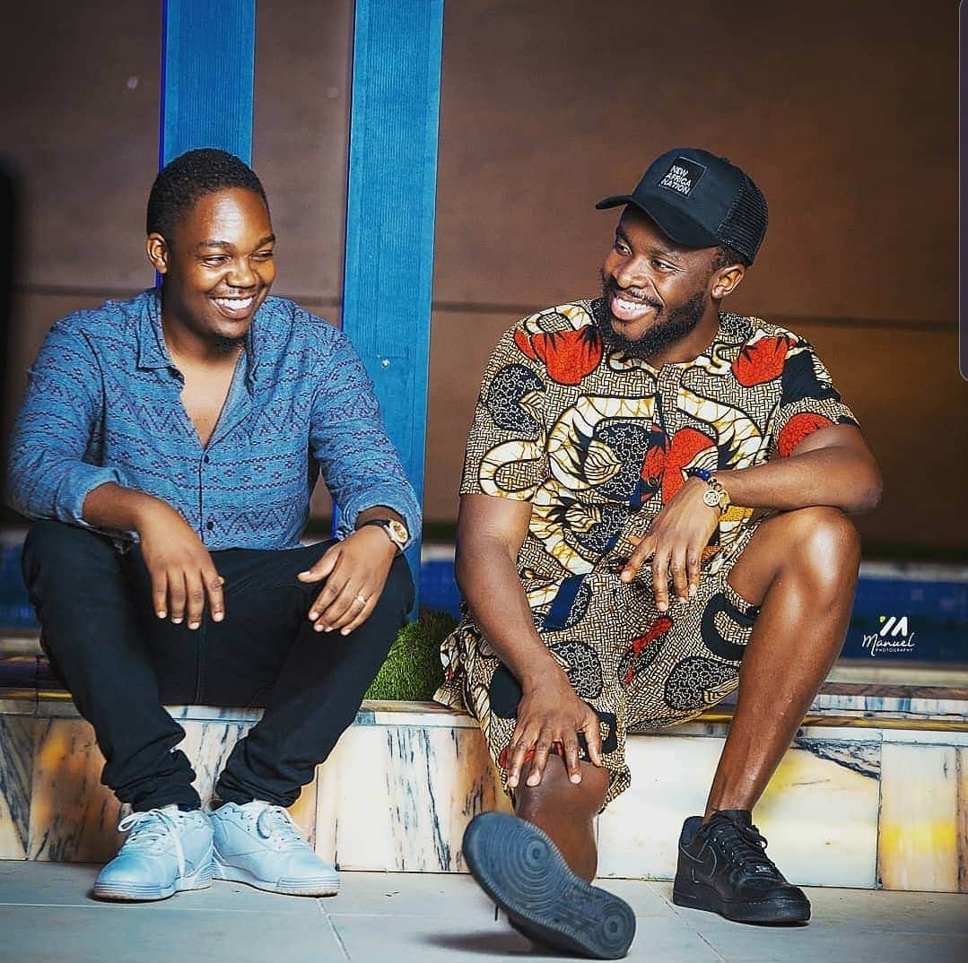 Fuse ODGのインスタグラム：「Happy Birthdayy to my blooda and the one and only Mista Haaaacketttt @mrhackett1! This man right here has been repping from genesis...we still riding till the wheels grow wings 🚀❤. We have built a life changing empire together that's continuing to change the narrative of Africa and her people. We started in the hood in Mitcham as children and took it to the world 🌍 and now It's a worldwide movement.. God bless you!! I guess it's a celebration then 🥳...Love you bro bro..always!! ❤💛💚  Run to his page and make him feel appreciated @mrhackett1. Legendary manager and visionary 💪🏿..aka Honourable Macus Garvey 🙏🏿🙅🏿‍♂️」