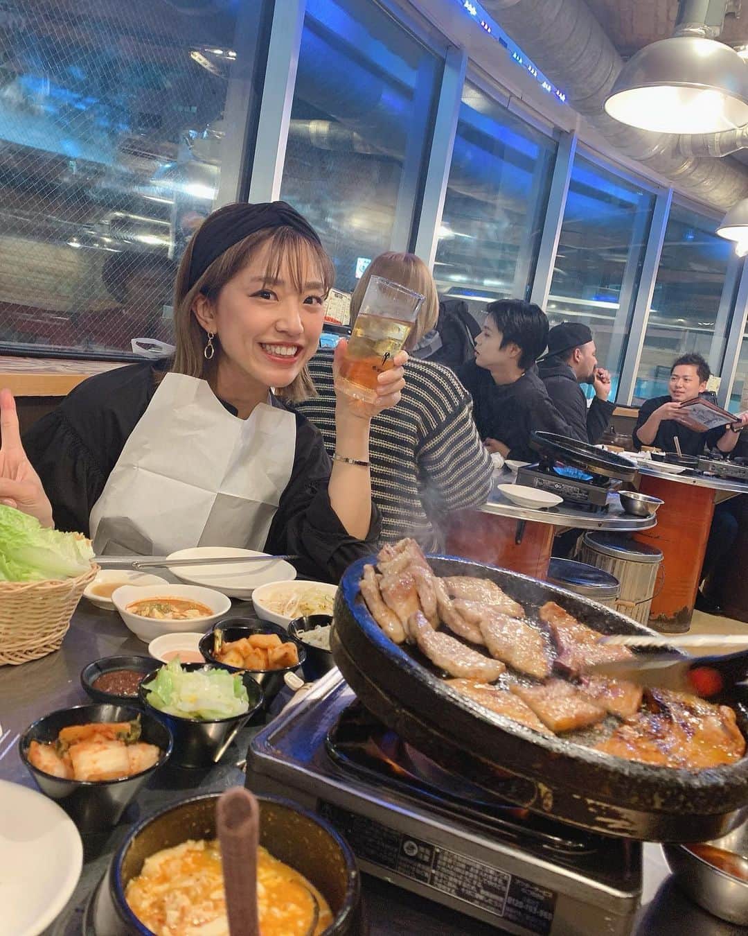 本橋優華のインスタグラム：「こんな時間があるから頑張れるよ☺︎ 大好きだ！サムギョプサル。  #goodnight#koreanfood#サムギョプサル #tokyo#shibuya」