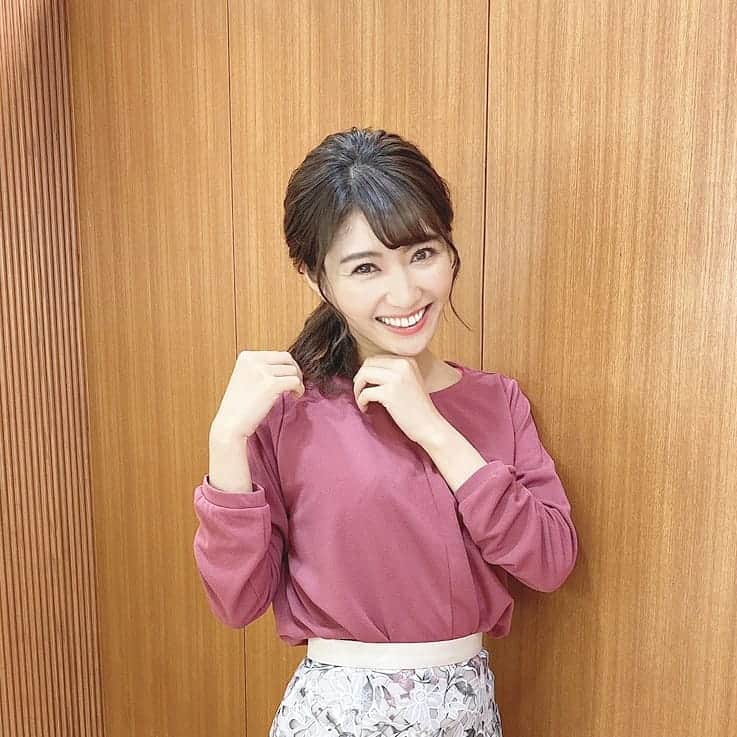のインスタグラム：「ヘアーカットをしたのは誰でしょうクイズ💇‍♀️  その③ 久保井朝美  #ヘアーカット #衣装 #久保井朝美 #気象予報士 #はやドキ #tbs」