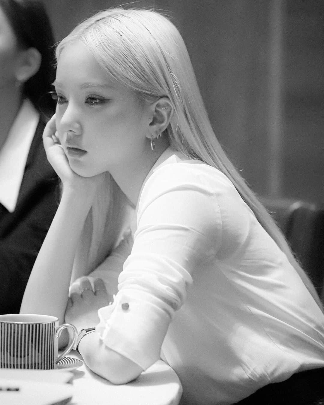 ウナさんのインスタグラム写真 - (ウナInstagram)「i said what i said⭐️⭐️⭐️⭐️ –Nana」11月26日 0時43分 - jung.eunha