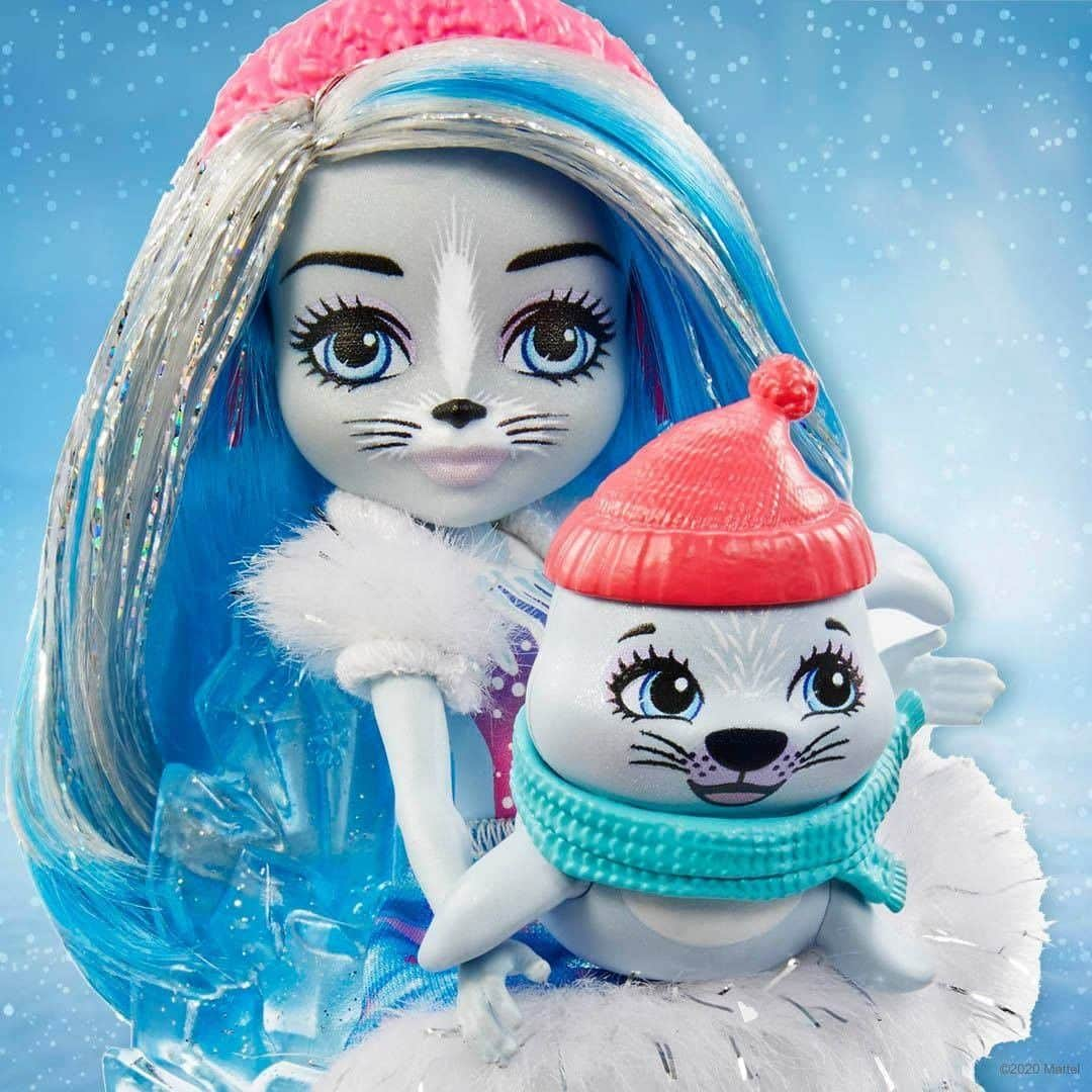 Mattelさんのインスタグラム写真 - (MattelInstagram)「Snow day! ❄️🧣 With #Enchantimals, turn any playtime into a winter wonderland – no matter where you are.」11月26日 1時00分 - mattel