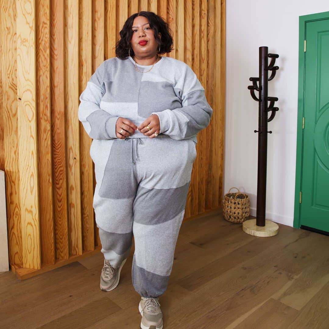 ホカオネオネのインスタグラム：「"Once you start wearing them, you’ll be hooked."  - HOKA Fan Kellie Brown (@itsmekellieb) in her Bondi L.」