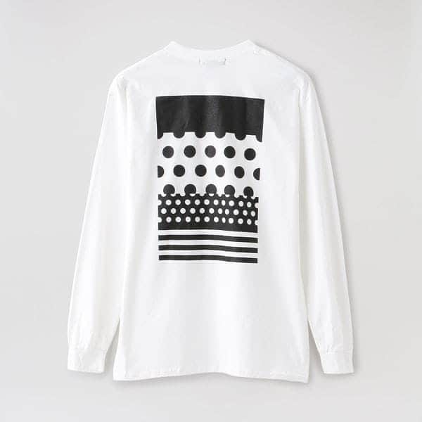ケンゾーミナミのインスタグラム：「𝐃𝐄𝐀𝐃 𝐅𝐄𝐄𝐋𝐈𝐍𝐆𝐒 / FW20 / “PATTERNS ” / WHITE / LONG SLEEVE T-SHIRT  Graphic Back & Front  Photos from @loveless___official www.loveless-shop.jp (Sample: 02/22/20)  https://www.loveless-shop.jp/products/detail.php?maker_id=167&category_id=&product_id=6053&color_id=23  @nepenthes_newyork @nepenthes.official #kenzominami」
