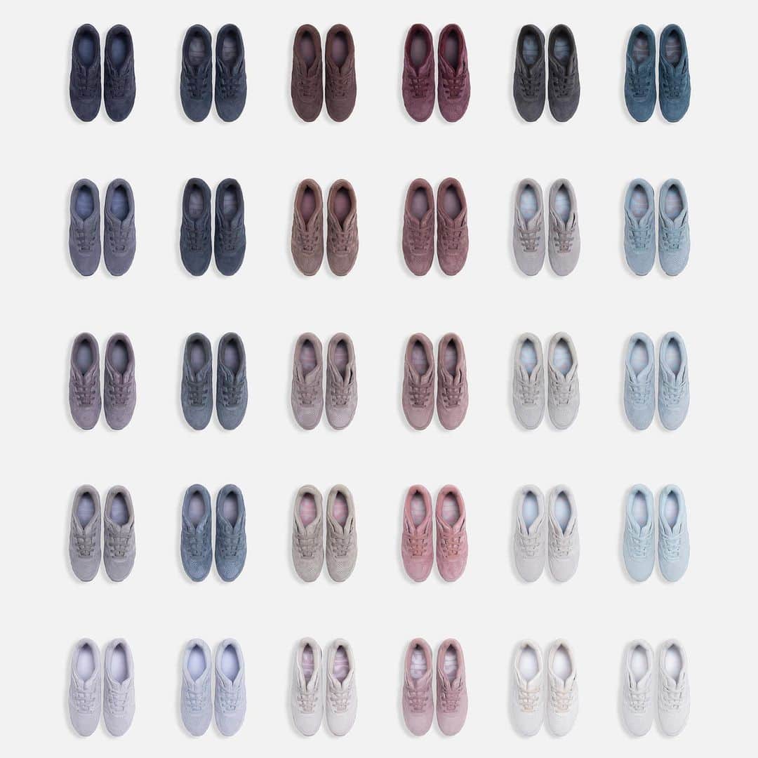 Sneaker Newsさんのインスタグラム写真 - (Sneaker NewsInstagram)「KITH celebrates the 30th Anniversary of the ASICS GEL-Lyte 3 with a massive 30-pair "Palette" collection for Black Friday. All 30 colors reflect the signature color themes of the KITH brand. Hit the link in our bio for full details.」11月26日 1時24分 - sneakernews