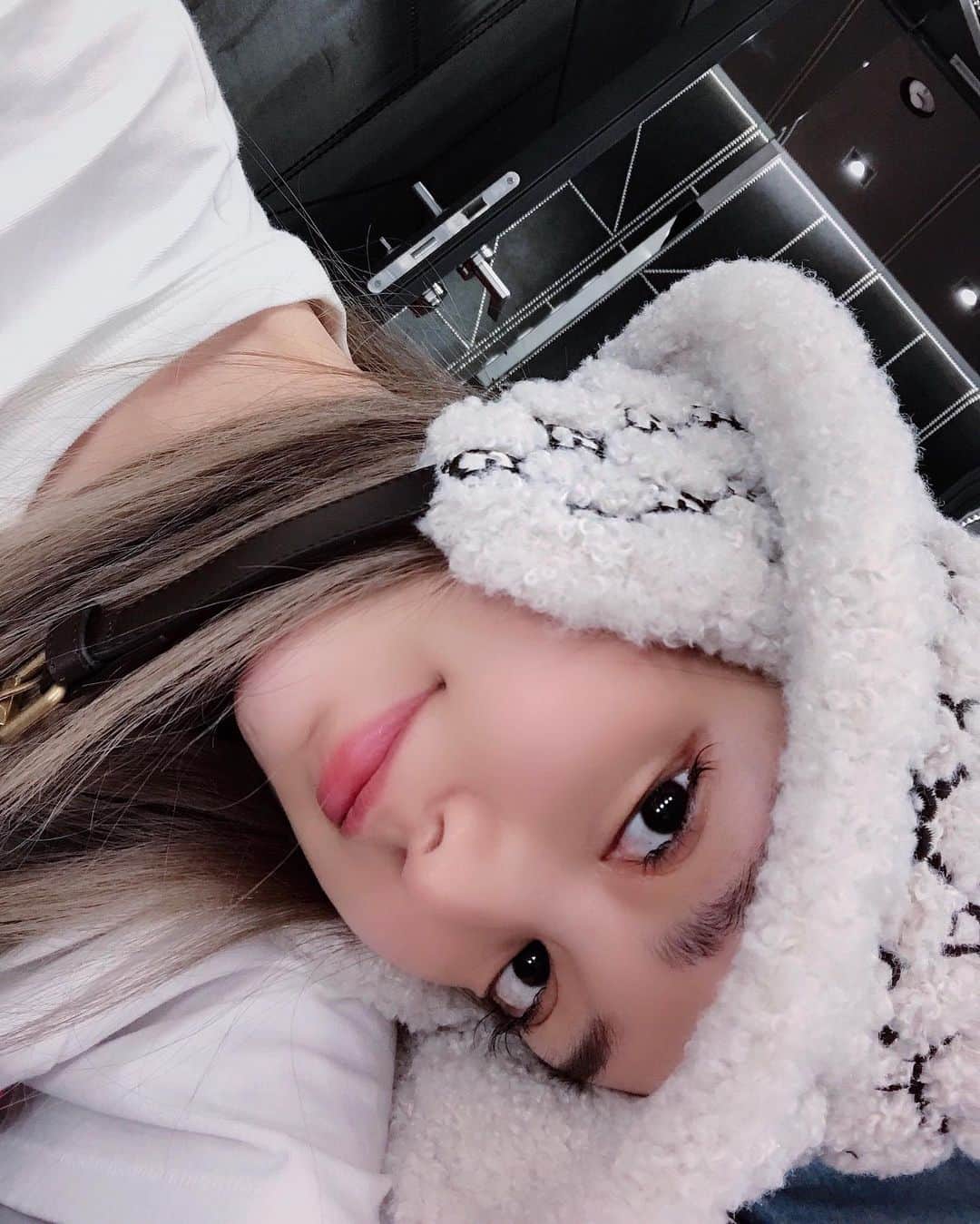 Grace Chowのインスタグラム：「今天是你没化妆的小可爱🤪」