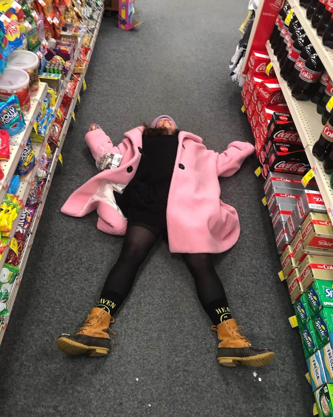 オランピアルタンのインスタグラム：「Dead at CVS in Rochester a few Thanksgivings ago... 📸 by @cletan 🤪 / Resuscitated to discuss what “CVS” stands for with some fam members... 🤷🏻‍♀️ @subwayjeans #detrick (we discovered it’s “consumer value stores” in the end... bit boring) 🦄 #cvs」