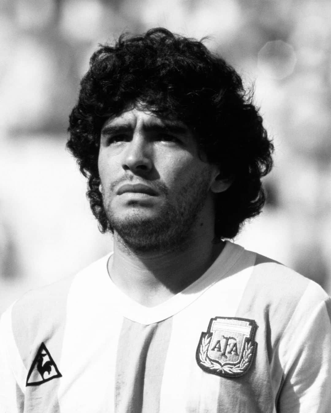 リヴァプールFCさんのインスタグラム写真 - (リヴァプールFCInstagram)「A true great of the game. Rest in peace, Diego Maradona.」11月26日 1時54分 - liverpoolfc
