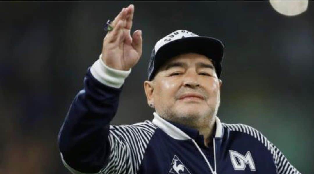 ロベルト・ヒルバートのインスタグラム：「R.I.P #Legend」
