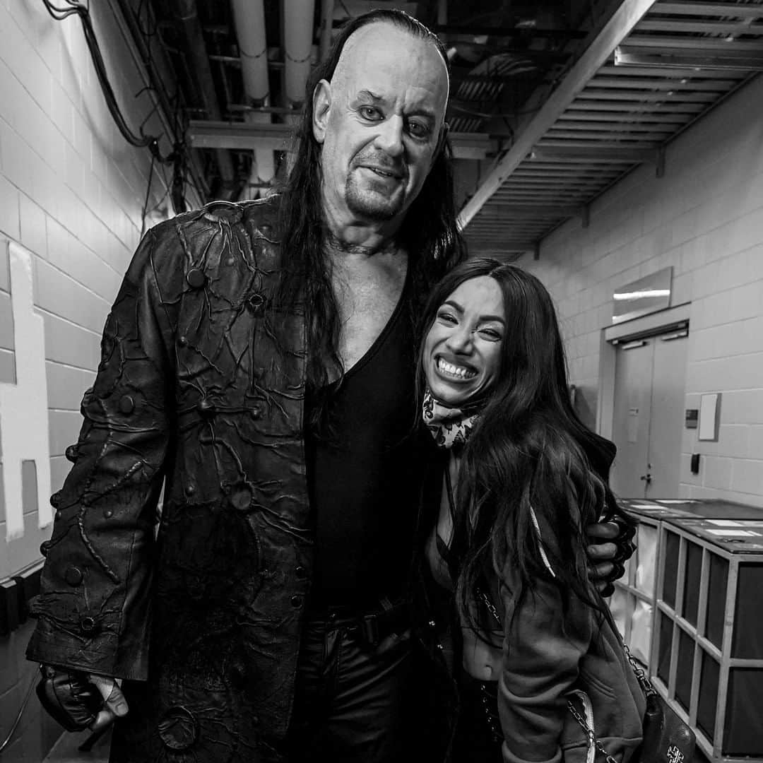 WWEさんのインスタグラム写真 - (WWEInstagram)「The farewell was final, but The @undertaker is forever. #ThankYouTaker #Undertaker30.」11月26日 3時00分 - wwe