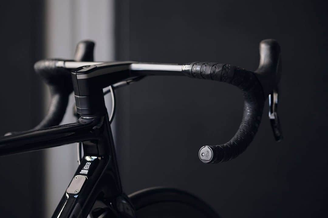 カンパニョーロさんのインスタグラム写真 - (カンパニョーロInstagram)「A dream bike - The Gavia Zoncolan. Norwegian designed elegance equipped with Campagnolo Super Record EPS and Bora WTO wheels, what do you think?  #Campagnolo #GaviaBikes #GaviaZoncolan #DreamBike」11月26日 3時16分 - campagnolosrl