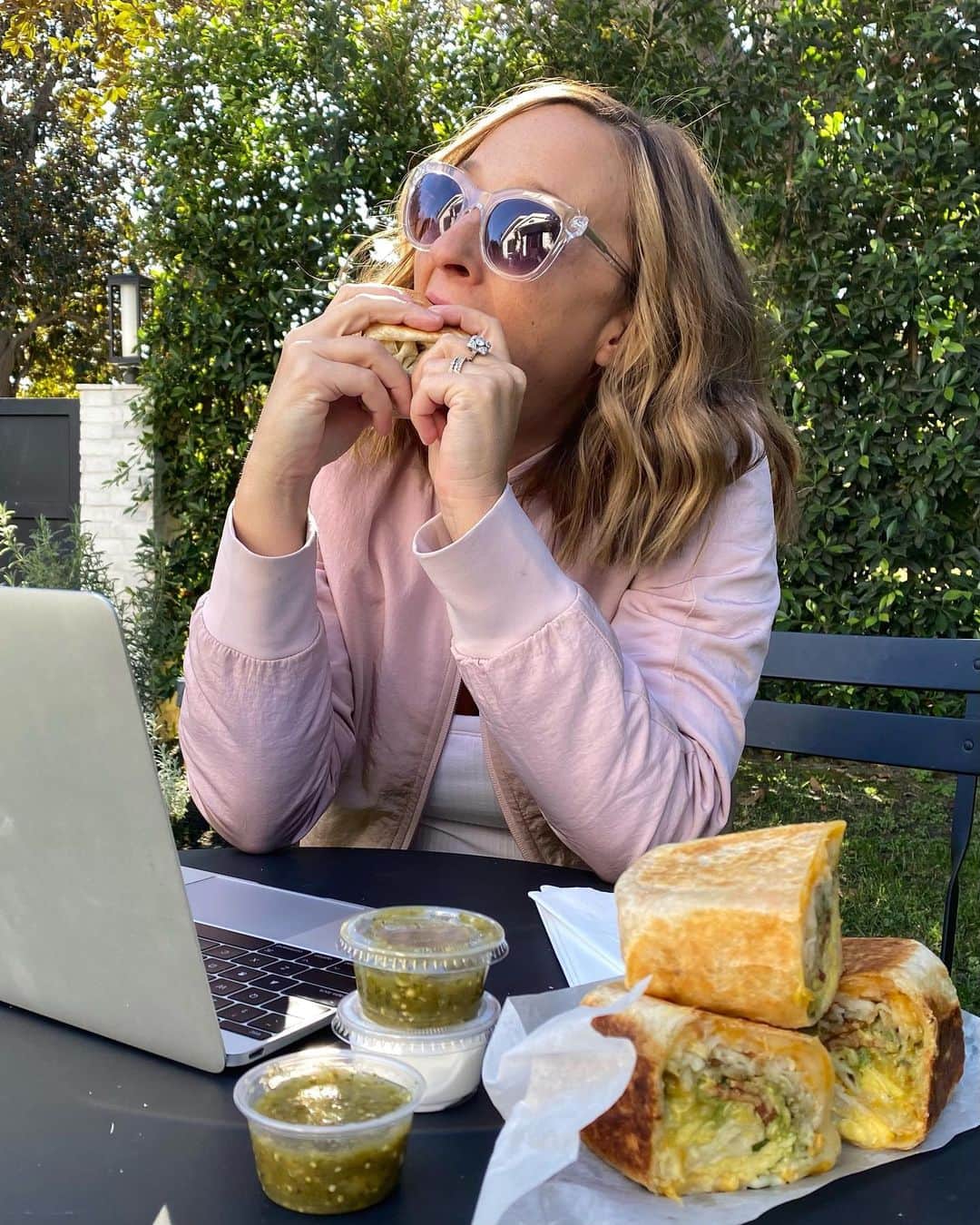 Gaby Dalkinさんのインスタグラム写真 - (Gaby DalkinInstagram)「#CapitalOnePartner Just a girl (and a breakfast burrito the size of my head) diving into some holiday shopping before Thanksgiving tomorrow!! Cashing in some of my @capitalone rewards and doing all my gift buying earlier than usual this year because I am prepared for the first time in my life! Capital One has been working around the clock to bring us some mega flexibility for how we use our rewards this holiday season and I am here for it! Whether it’s using the @PayPal Pay with Rewards or cashing in for some gift cards with your rewards, we’ve got options and that is all  this indecisive shopper needs!! More info in my stories!! And yes I absolutely took down this entire burrito by myself in 5 minutes. NO QUESTIONS ASKED.」11月26日 3時17分 - whatsgabycookin