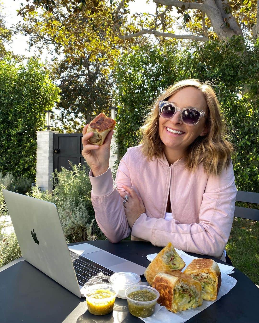 Gaby Dalkinのインスタグラム：「#CapitalOnePartner Just a girl (and a breakfast burrito the size of my head) diving into some holiday shopping before Thanksgiving tomorrow!! Cashing in some of my @capitalone rewards and doing all my gift buying earlier than usual this year because I am prepared for the first time in my life! Capital One has been working around the clock to bring us some mega flexibility for how we use our rewards this holiday season and I am here for it! Whether it’s using the @PayPal Pay with Rewards or cashing in for some gift cards with your rewards, we’ve got options and that is all  this indecisive shopper needs!! More info in my stories!! And yes I absolutely took down this entire burrito by myself in 5 minutes. NO QUESTIONS ASKED.」