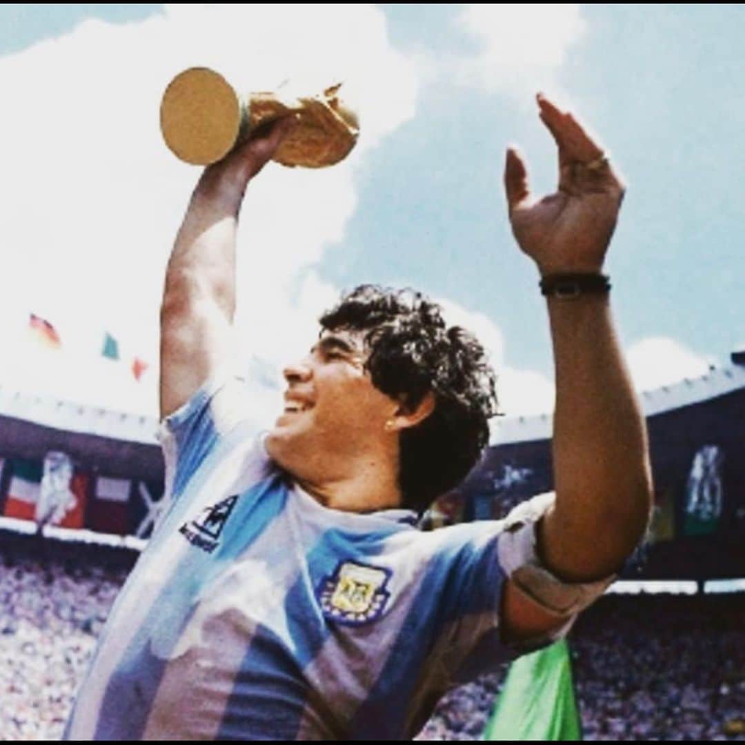ジャック・ズアのインスタグラム：「#legend #restinpeace 🙏🏾🙏🏾🙏🏾」