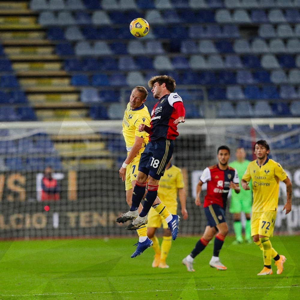 エラス・ヴェローナFCさんのインスタグラム写真 - (エラス・ヴェローナFCInstagram)「➡️ Verona sfortunato a Cagliari: il primo gol di Colley non basta, poi la traversa di Veloso ed Hellas ancora a un soffio dal vantaggio al 90’ 📸 Le foto di #CagliariVerona  Ora subito al lavoro, sabato si torna in campo!  #HVFC #DaiVerona」11月26日 4時24分 - hellasveronafc