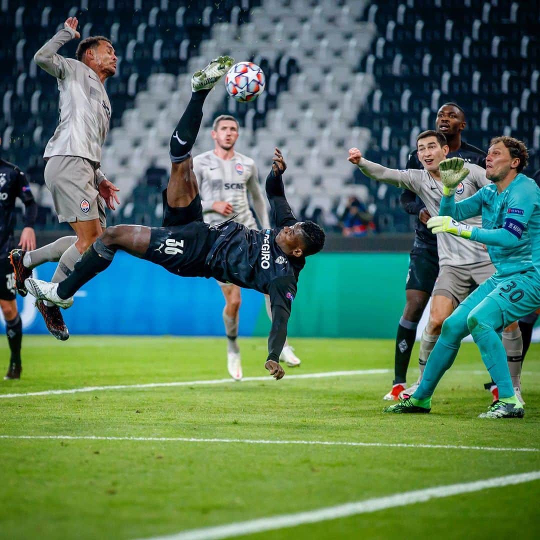 UEFAチャンピオンズリーグさんのインスタグラム写真 - (UEFAチャンピオンズリーグInstagram)「Mönchengladbach have scored 14 goals in 4 #UCL games 🔥 🔥🔥  Will they top Group B? 🤔   #UCL」11月26日 4時48分 - championsleague
