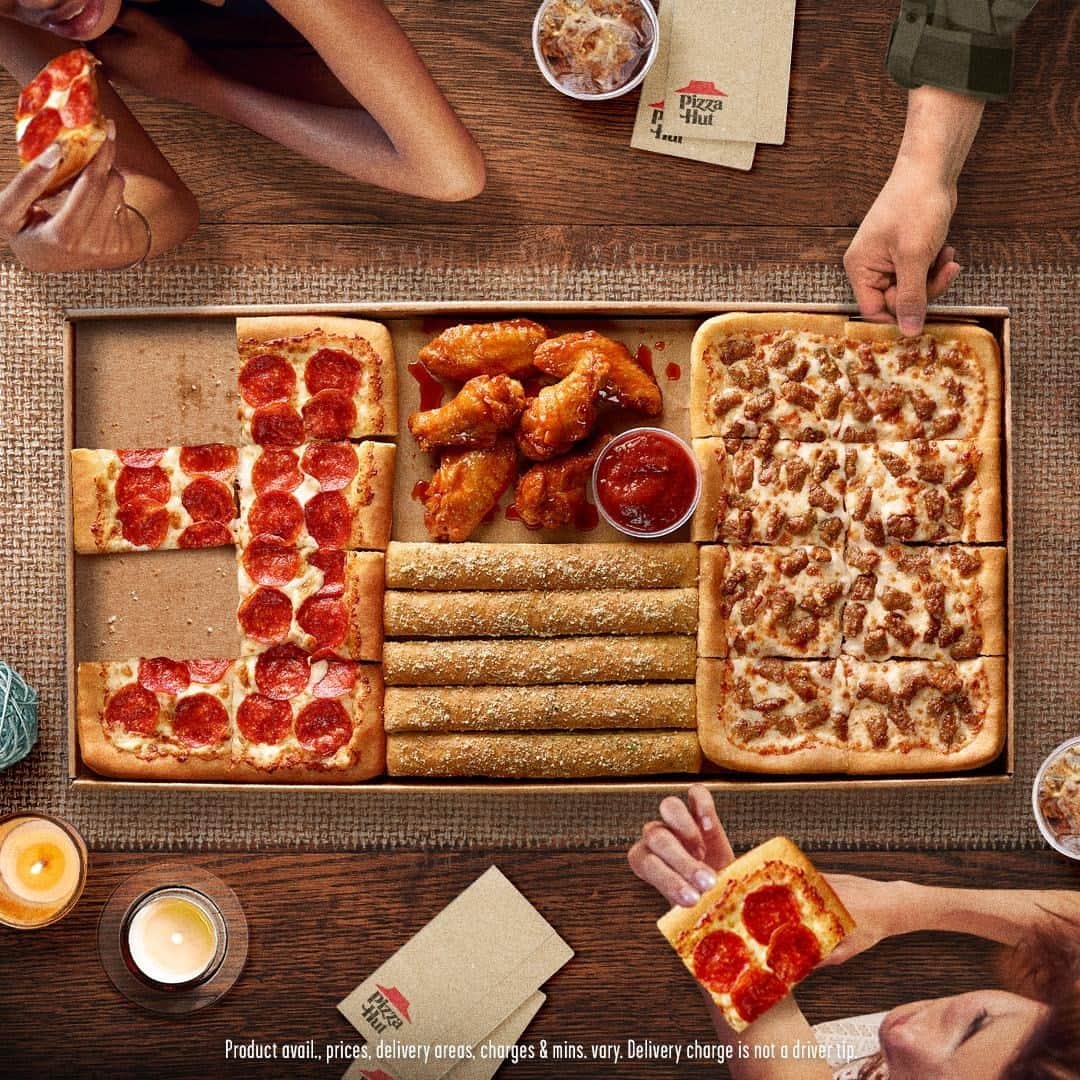 Pizza Hutさんのインスタグラム写真 - (Pizza HutInstagram)「The Big Dinner Box has ALL the dishes. So, save doing those dishes for tomorrow 🍽 ❌」11月26日 5時00分 - pizzahut