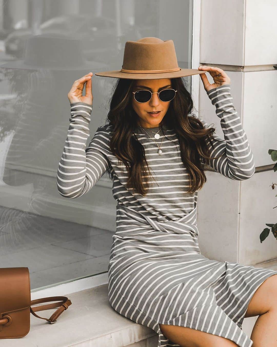 カレントエリオットのインスタグラム：「as seen in #currentelliott: @karla_jordan3 showing us her stripes  #currentelliott #mididress #fall #fashion #streetstyle」