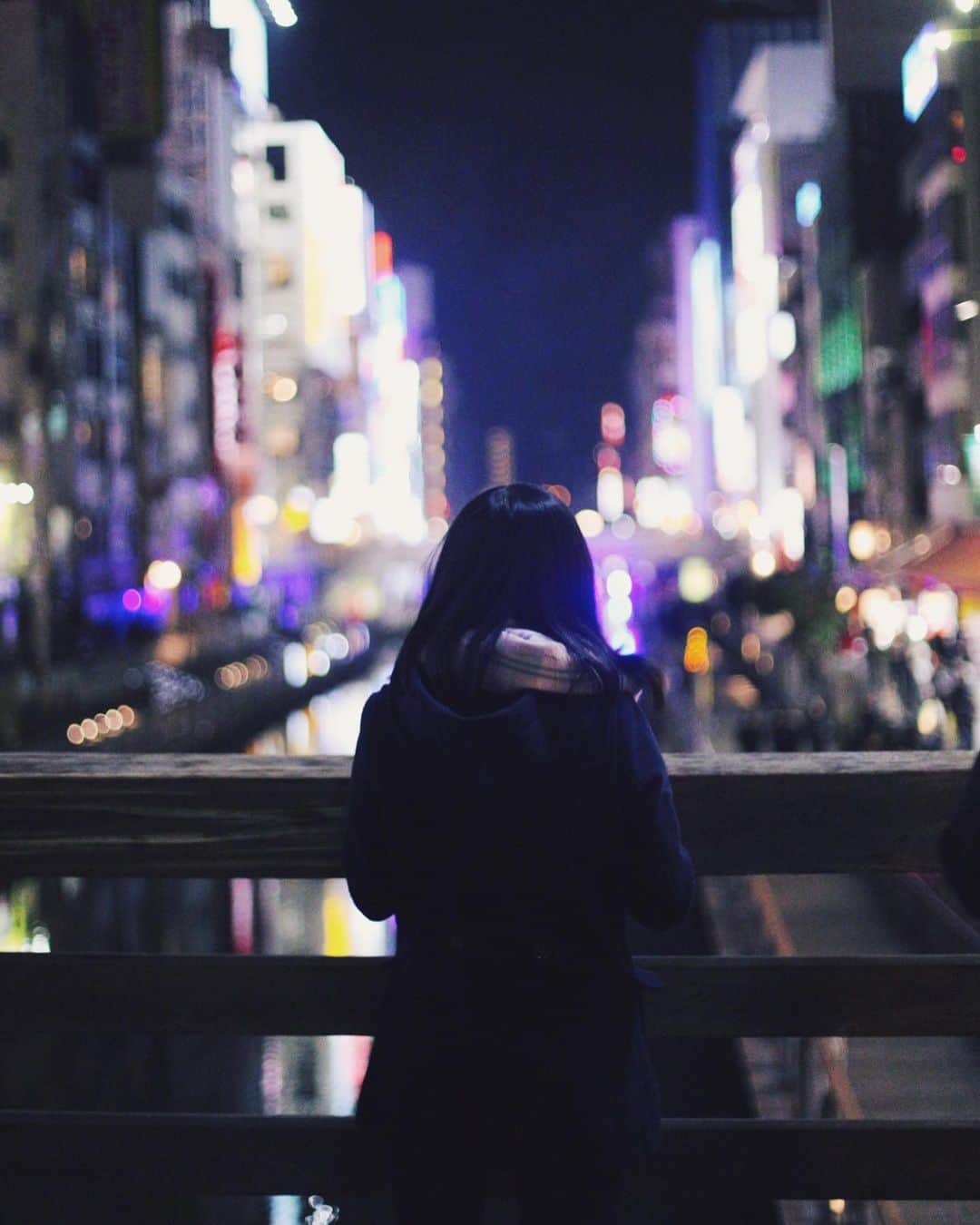 のインスタグラム：「#道頓堀　#大阪　#光　#bladerunner #reco_ig #icu_japan #blueshiftmag #japan #osaka #dotonbori」