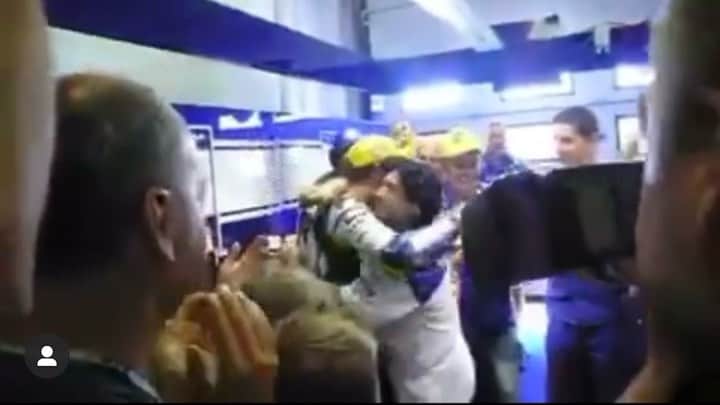 バレンティーノ・ロッシのインスタグラム：「Misano 2008,ecco cosa succedeva quando la gente vedeva Maradona Indimenticabile Diego」