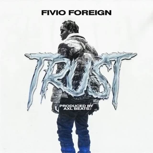 ファンクマスター・フレックスのインスタグラム：「TONIGHT 7PM SHARP @hot97 !!! NEW @fivioforeign_8fs !!! WHAT YOUR FAVORITE FIVIO SONG???」