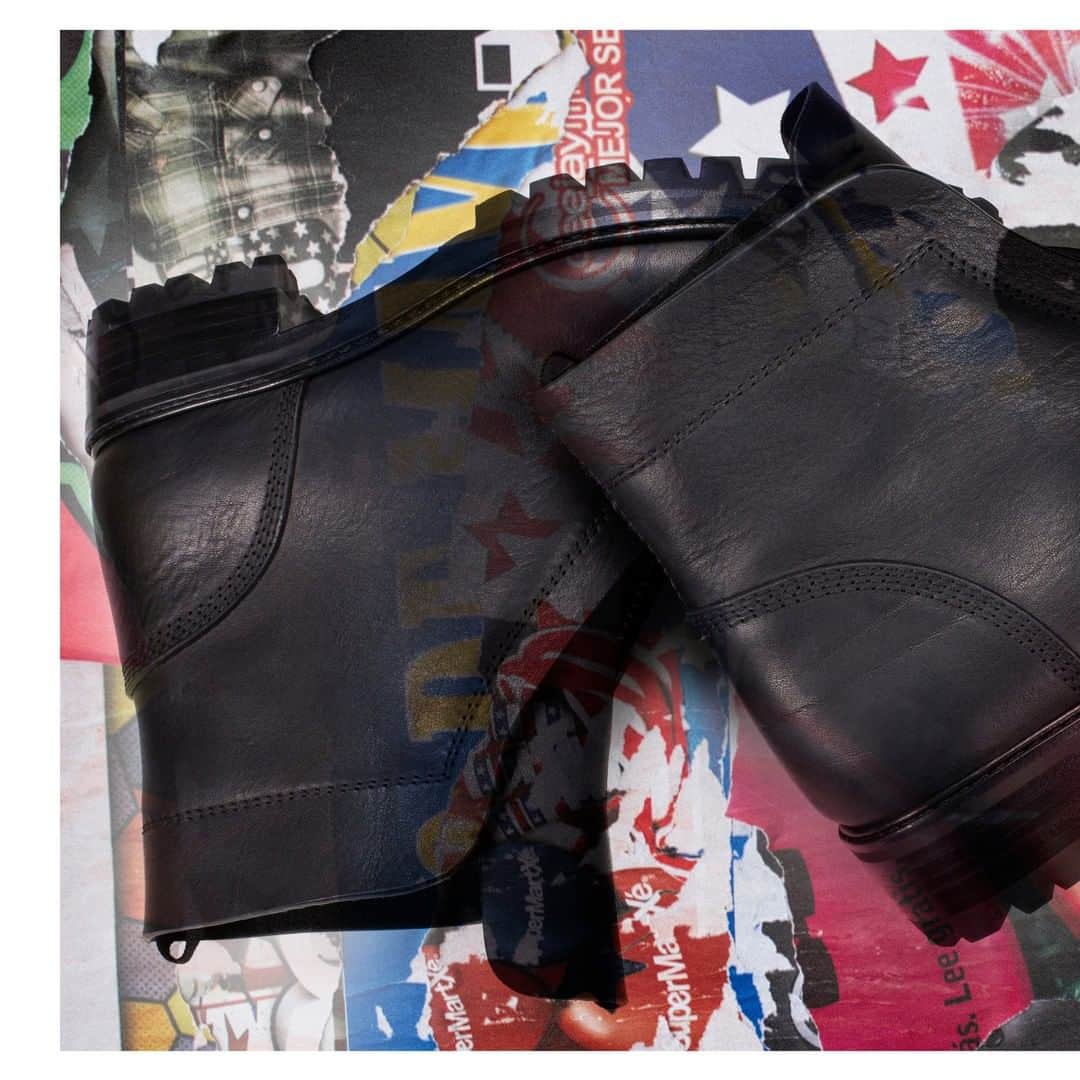 ペドロガルシアのインスタグラム：「Chunky lug soles dress up in tumbled vacchetta leather. Style: September/ combat-inspired ‘parachute’ boot in black vacchetta. #pedrogarciashoes #madeinspain」