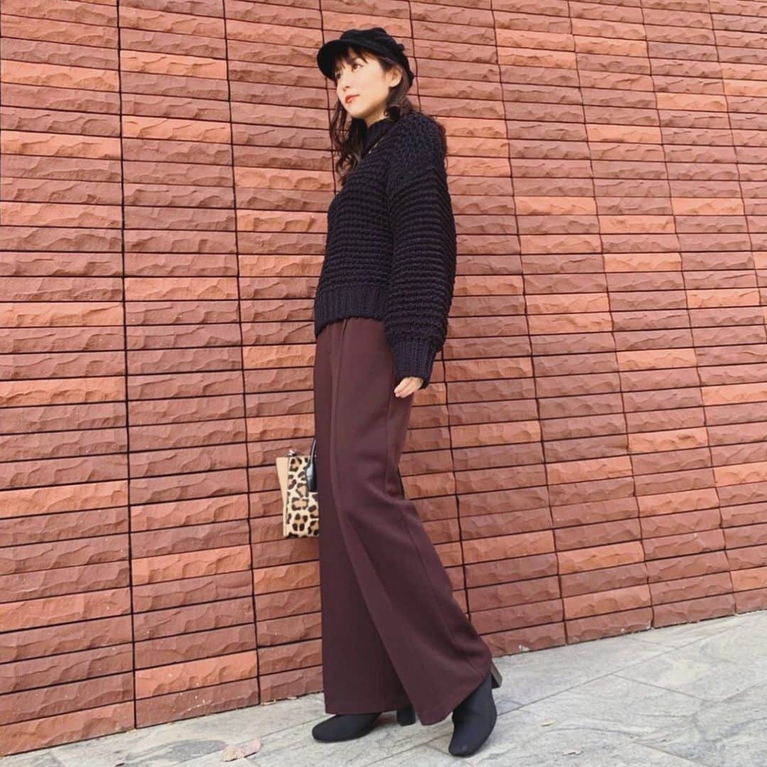 石川恋さんのインスタグラム写真 - (石川恋Instagram)「#ootd 🍁 とある日の秋コーデ。 珍しい形の肌見せニットを着ました☺️🧶 #StyledbyRen」11月26日 17時03分 - ren_ishikawa