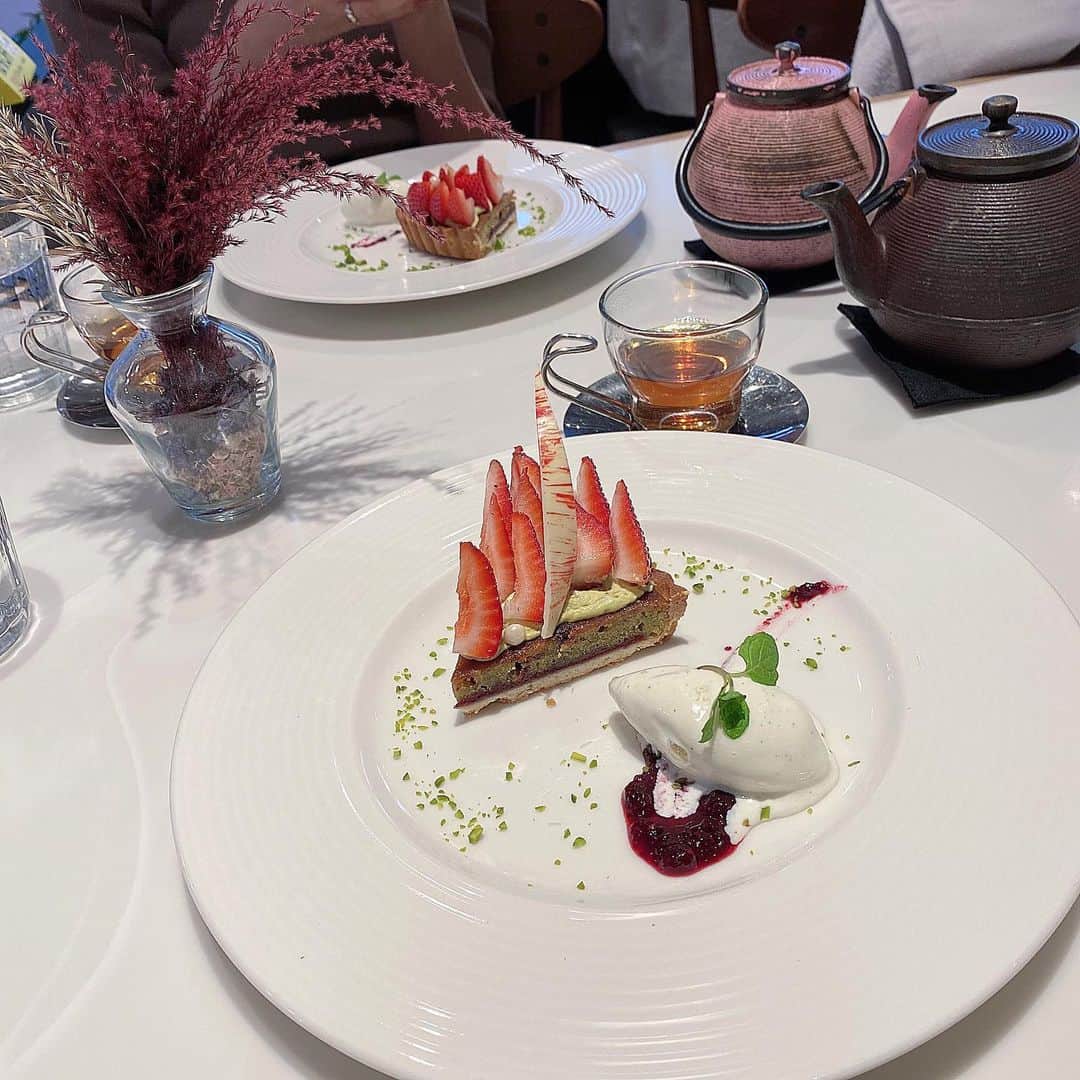 山内遥のグルメインスタ