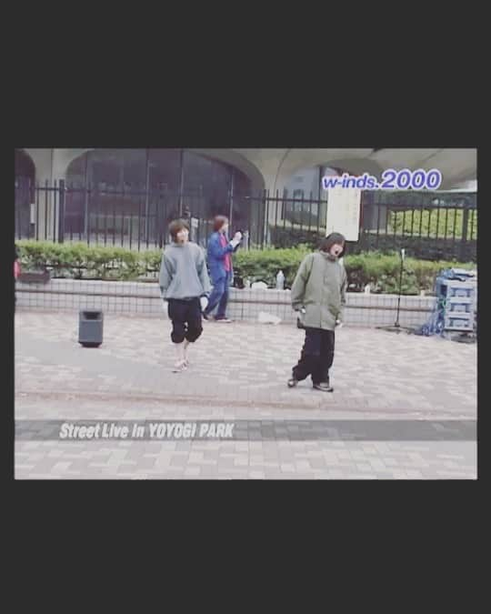 KEITAのインスタグラム：「20年前の今日。 w-inds.の初ライブでした。  代々木公園の路上ライブ。 またやりたいなぁ。  #w_indsbeautiful20th  #w_indsbeautifulnow」