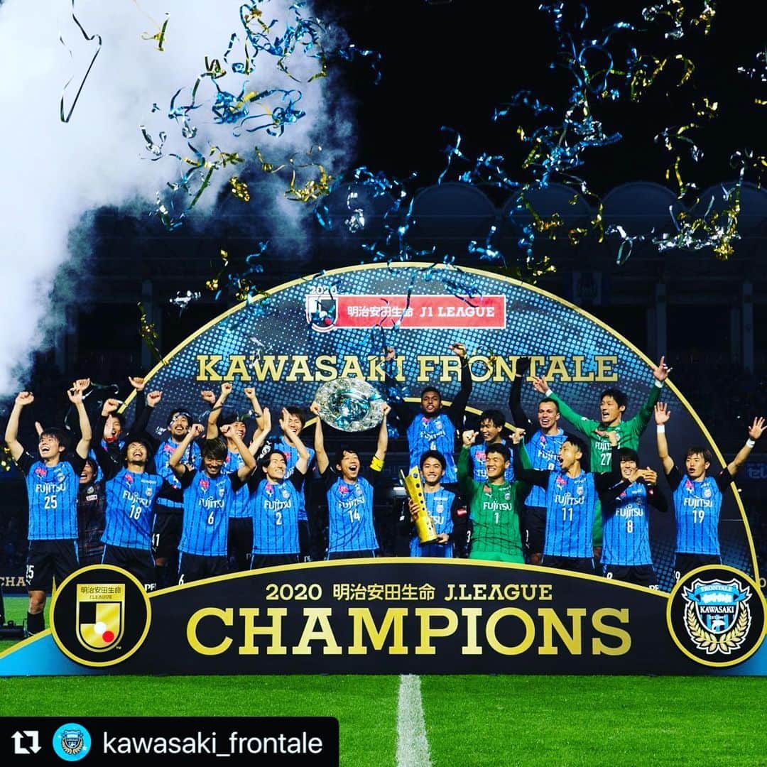 のインスタグラム：「Congratulations👏🎉  #川崎フロンターレ #jリーグ #優勝 #kawasakifrontale  #jleague  #champion」