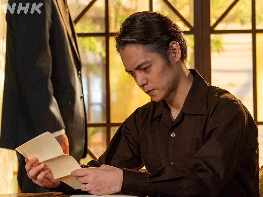 NHK 連続テレビ小説「エール」さんのインスタグラム写真 - (NHK 連続テレビ小説「エール」Instagram)「小山田は裕一に手紙を残していました。  #朝ドラエール #窪田正孝 #志村けん #川島潤哉 #松本大輝」11月26日 8時16分 - nhk_yell