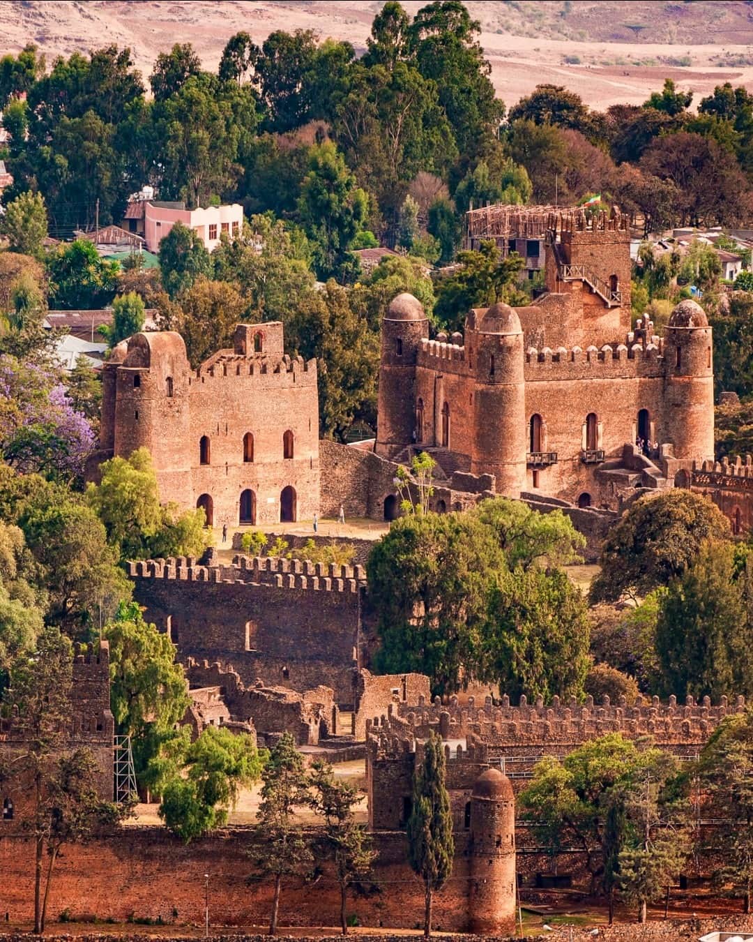 Lonely Planetのインスタグラム：「Nelson Mandela saw Ethiopia as the African mothership. That’s because Ethiopia strains credulity with its mythic history, mosaic of ancient African cultures, unique flora and fauna, and awesome landscapes.  We chose Tesfa Tours as our Community Trekking #BestInTravel 2021 winner because of their perspective-altering treks through Ethiopia that allow travelers to be hosted in village homes while the proceeds directly support the community.  Tap the link in our bio to discover all of the Best in Travel 2021 winners.」