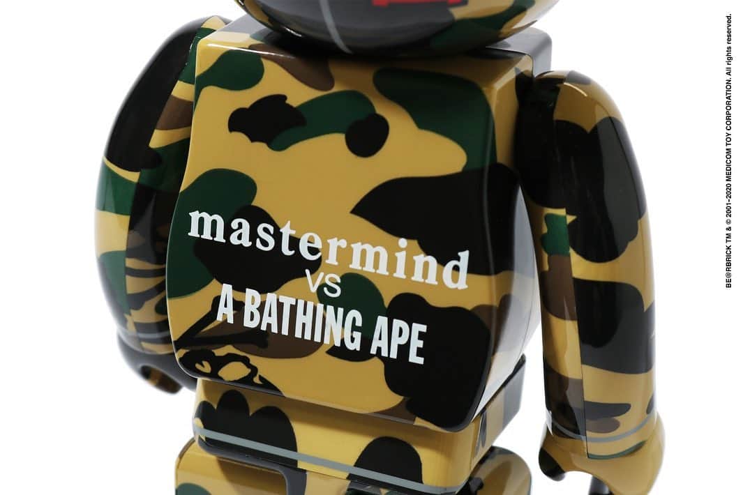 I.T IS INSPIRATIONさんのインスタグラム写真 - (I.T IS INSPIRATIONInstagram)「⚡Raffle Alert⚡ Calling all fans out there, @mastermindvsabathingape x @medicom_toy BE@RBRICK 100% & 400% (Yellow) online raffle goes live today 10am.   The figure is glossed in a vivid “Yellow Camo” pattern that works in @mastermindjapan_official ‘s signature skull-and-crossbones motif.  The piece depicts @bape_japan ‘s shark hoodie that’s zipped all the way up to the top. - Follow us and link in bio now to try your luck. - #mastermindjapan #mastermindworld #bape #mastermindvsabathingape #medicomtoy #bearbrick」11月26日 10時52分 - ithk