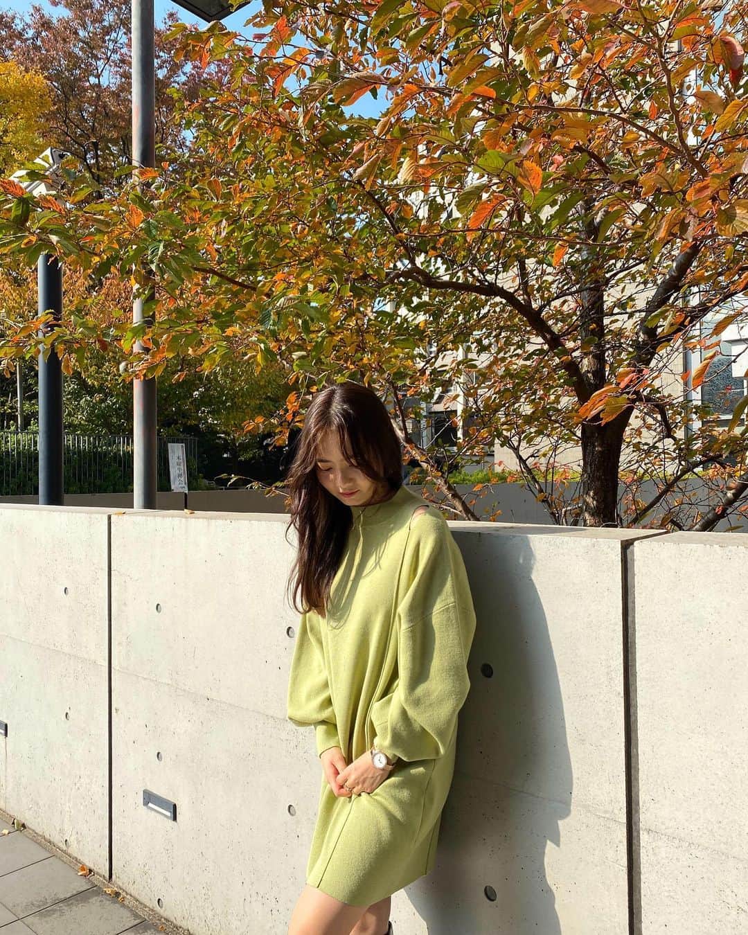 青山舞莉のインスタグラム：「@sly_official  i loooove the color 🌿 #ミーコーデ　 #sly」