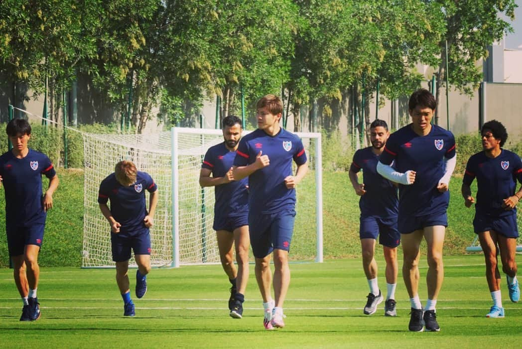 FC東京オフィシャルグッズさんのインスタグラム写真 - (FC東京オフィシャルグッズInstagram)「🔵🇯🇵🗼🔴 #ACL2020 #TRAININGPHOTO  💪💪💪🔵🔴 @fctokyoofficial  #絶対突破 #acl #Qatar #FC東京 #fctokyo #tokyo」11月26日 11時20分 - fctokyoofficial