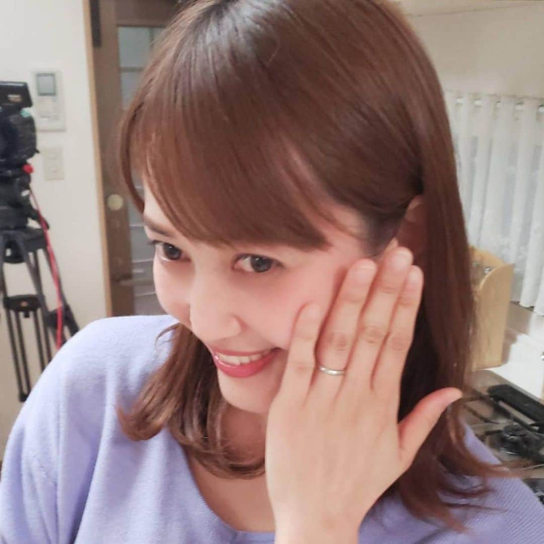 植田麻友美さんのインスタグラム写真 - (植田麻友美Instagram)「日本テレビ「ザ!世界仰天ニュース」 芸能人に実際起きた事件 2時間スペシャル 12/1(火)21:00～22:54 https://www.ntv.co.jp/gyoten/  【フリーアナウンサー】地獄の正座観測の再現に亀井京子さん役として出てまーす！  肩幅広いから肩幅広子ってあだ名になりました🤪🤪  みてくださーい！ #仰天ニュース #亀井京子さん」11月26日 12時03分 - ue_mayutaro