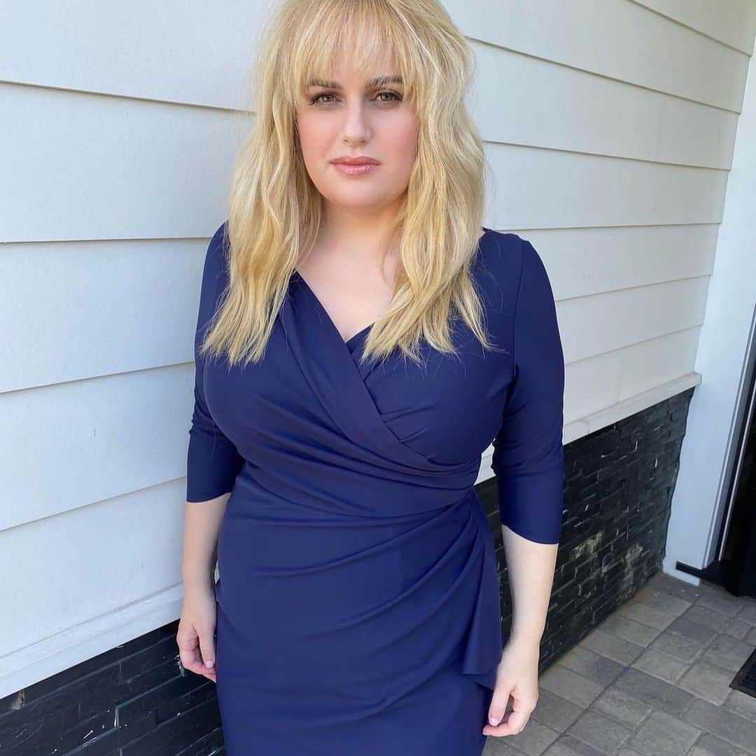 E! Onlineさんのインスタグラム写真 - (E! OnlineInstagram)「We're #ThankfulFor Rebel Wilson's inspiring "year of health," just call her Fit Amy. (📷: Instagram)」11月26日 12時32分 - enews