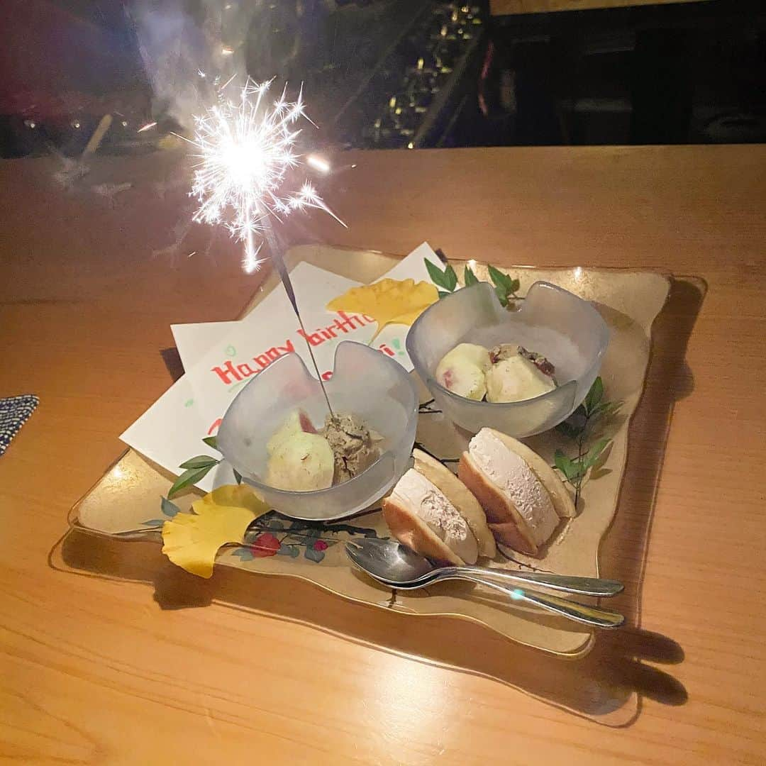 口笛とピアノさんのインスタグラム写真 - (口笛とピアノInstagram)「yASU誕生日祝いの #金沢旅行 より #片町小料理 #翔 @koryori_sho さんのコース . 全てが、絶品 . #グルメ記録 #食べログ #グルメ #グルメ部 #googlelocalguide #localguide #お腹ペコリン部 #誕生日 #金沢 #雲丹 #のどぐろ #能登牛 #松茸の土瓶蒸し  #炙りかますの茶漬け」11月26日 13時30分 - earsigher