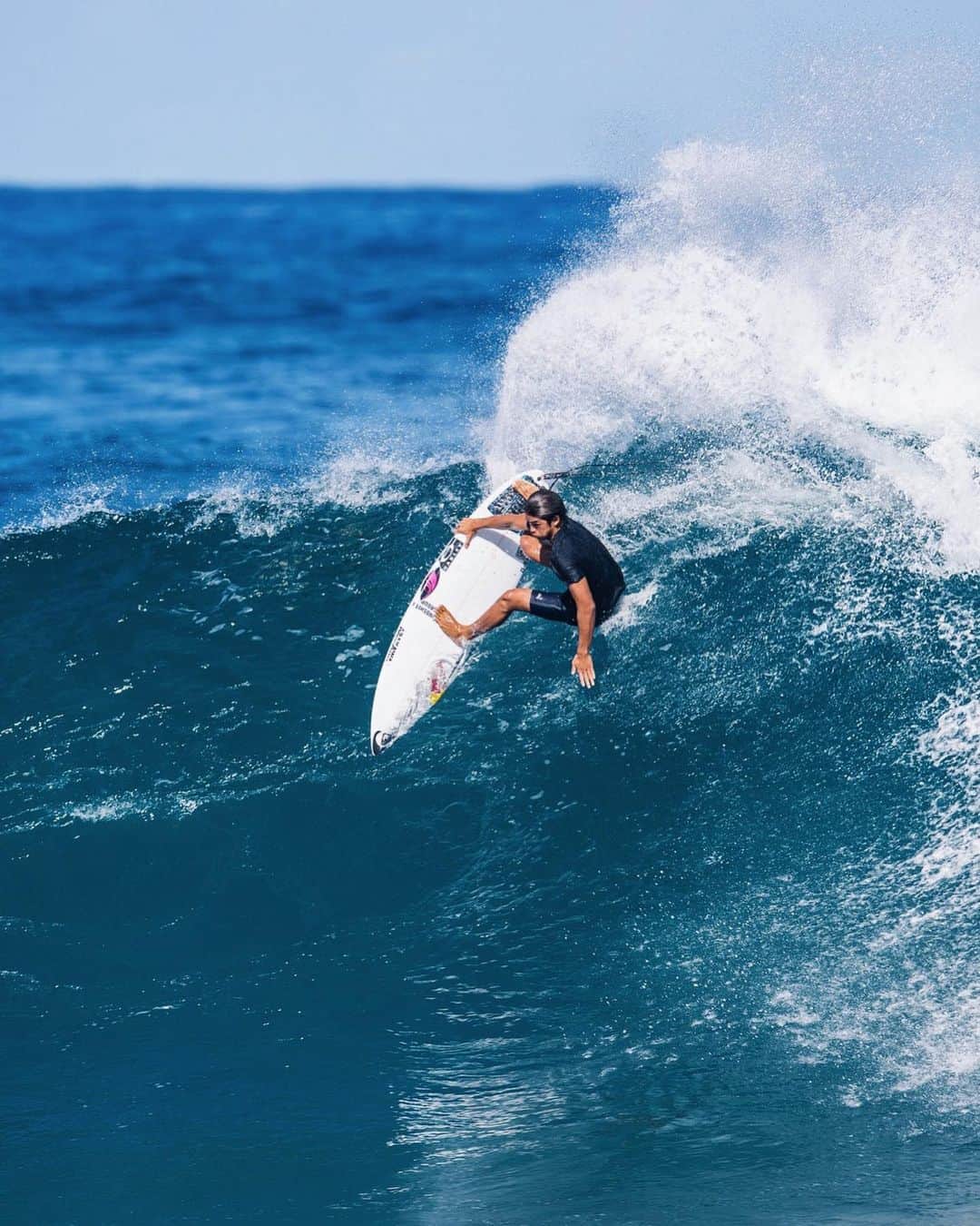 五十嵐カノアのインスタグラム：「Going back to tropics 🌴 time to start locking in 🌪」