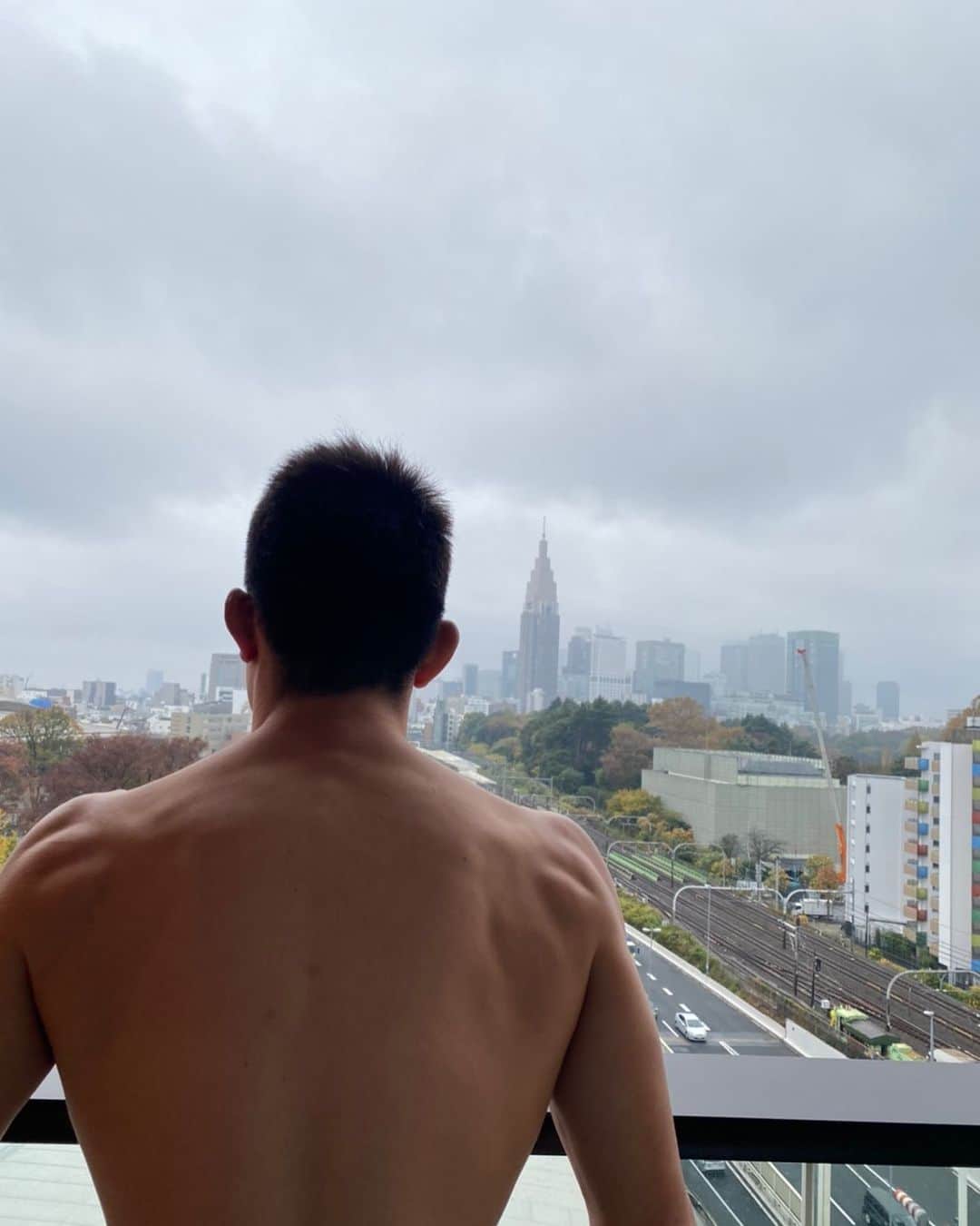 青木真也のインスタグラム：「それなりに稽古してるから、それなりによい背中。#青木真也 #shinyaaoki」