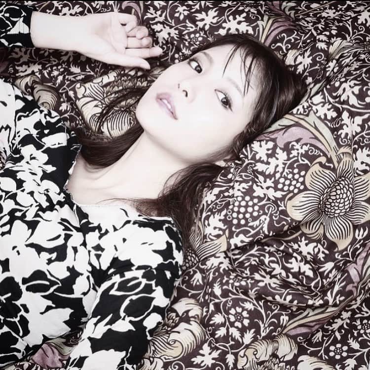 美沙玲奈のインスタグラム：「✾✾✾ 📷 @ikenaga.yasunari  先生✨  #美人画 #撮影 #shooting」