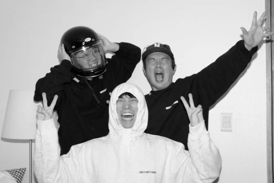 のインスタグラム：「자 웃으면서 이겨냅시다!! 💪」