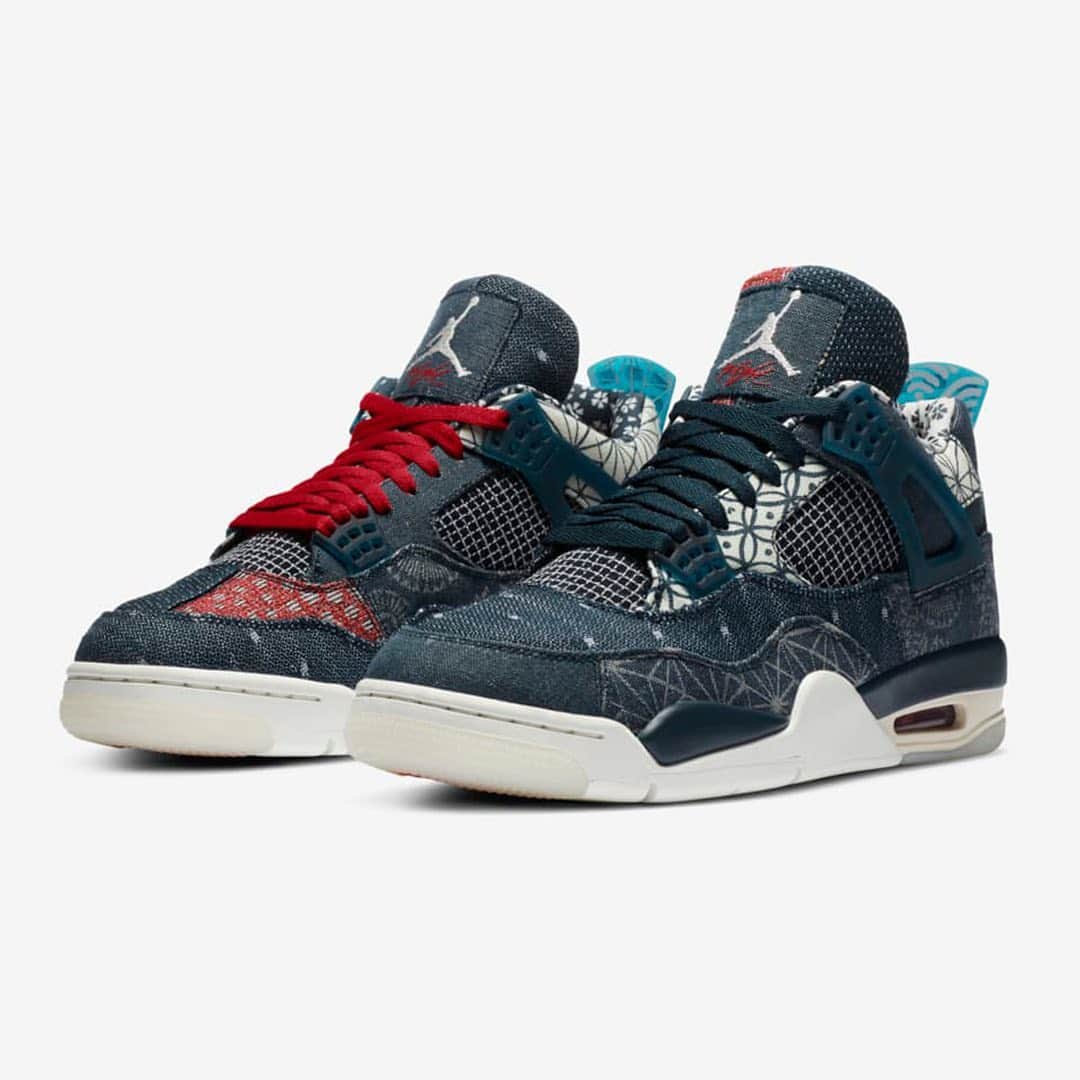 HYPEBEASTさんのインスタグラム写真 - (HYPEBEASTInstagram)「@hypebeastkicks: Here’s an official look at the Air Jordan 4 “Sashiko.” A key piece of @jumpman23’s Holiday 2020 retro collection, the shoe boasts a quilted patchwork upper inspired by heritage Japanese craftsmanship. Other details include a Jumpman-equipped tab in semi-translucent blue TPU, an embroidered quarter and tongue, and split laces with navy on the left foot and red on the right. Expect it to drop via @nike SNKRS Japan on November 30 for approximately $248 USD. A global release will follow on December 5.⁠⠀ Photo: Nike」11月26日 15時01分 - hypebeast