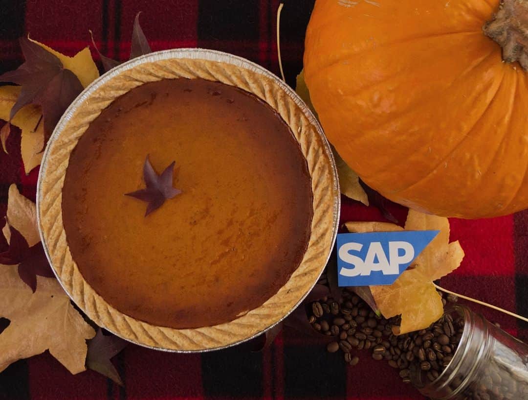 SAPのインスタグラム：「Happy #Thanksgiving! 🦃 Did you know desserts is stressed spelled background? What’s your favorite Thanksgiving dessert? 🥧」