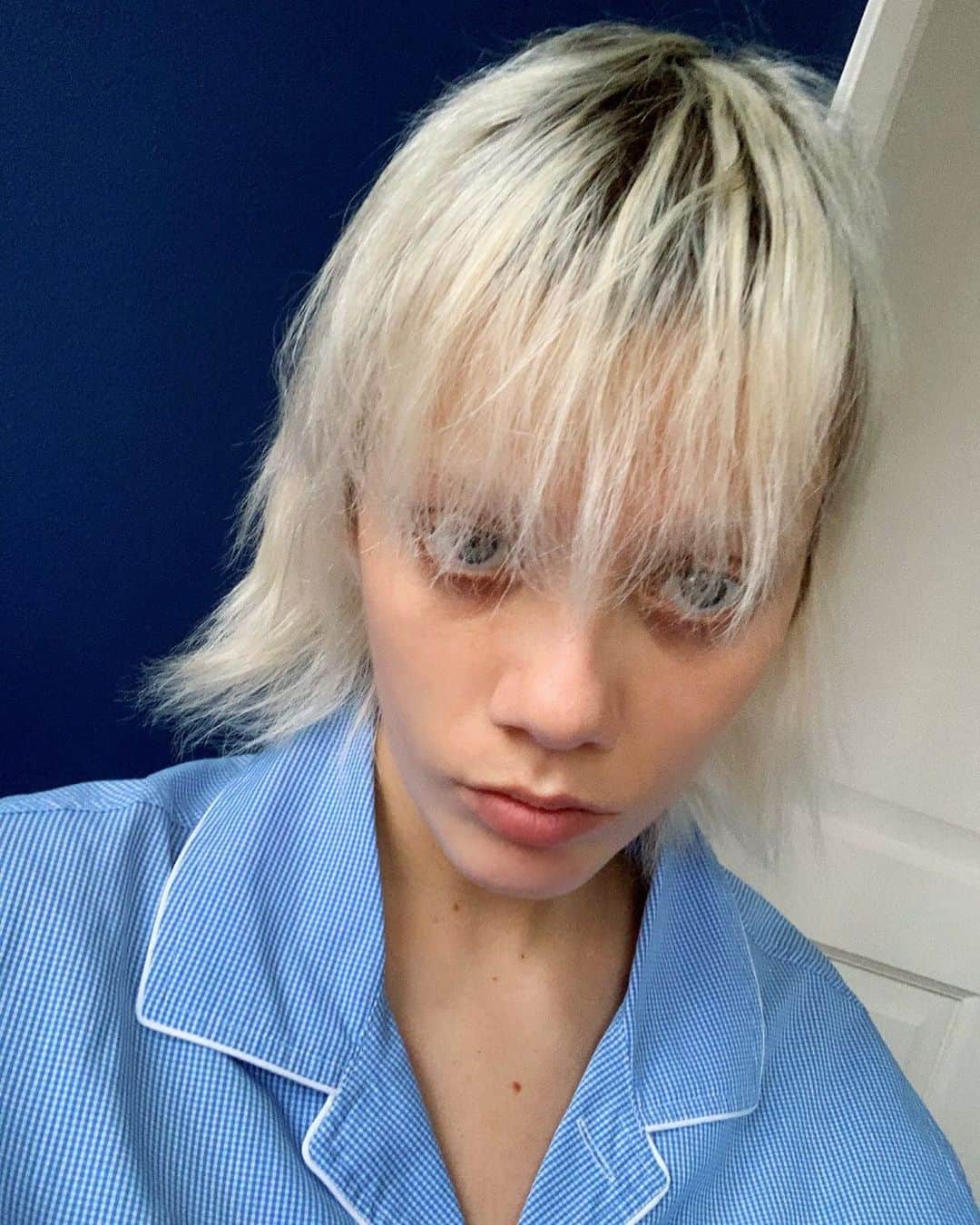 マリヤン・ジョンクマンのインスタグラム：「Stole my boyfriend his pyjamas 🙊」