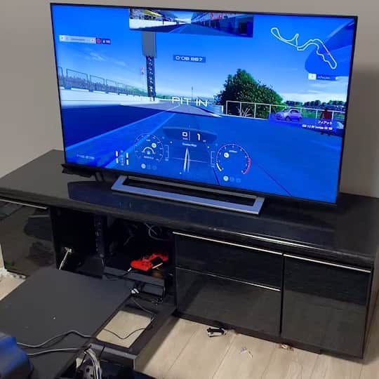 水垣偉弥のインスタグラム：「嫁ちゃんからの誕プレ！！ 来年の国体に向けて頑張ります！！！ #gtsport」